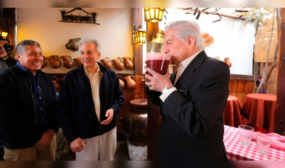 Mario Vargas Llosa disfruta su paso por Arequipa durante grabaciones de documental [FOTOS y VIDEO]
