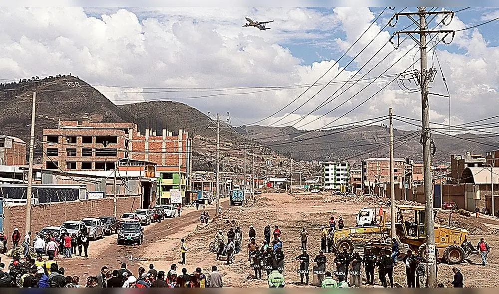 REUNIÓN. Expertos de Plan Copesco señalaron en reunión del miércoles que costo de proyecto vial no está sobrevaluado.
