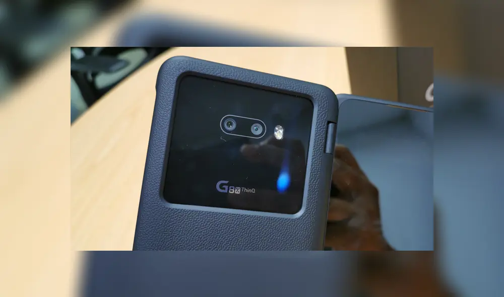 El LG G8X cuenta con una doble cámara principal, un sensor de 12 y otro de 13 megapíxeles. Foto: Juan José López Cuya. El LG G8X cuenta con una doble cámara principal, un sensor de 12 y otro de 13 megapíxeles. Foto: Juan José López Cuya.