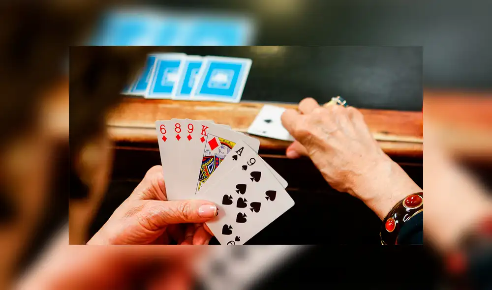 El grupo de ancianos que se reunía para jugar póker en Florida.