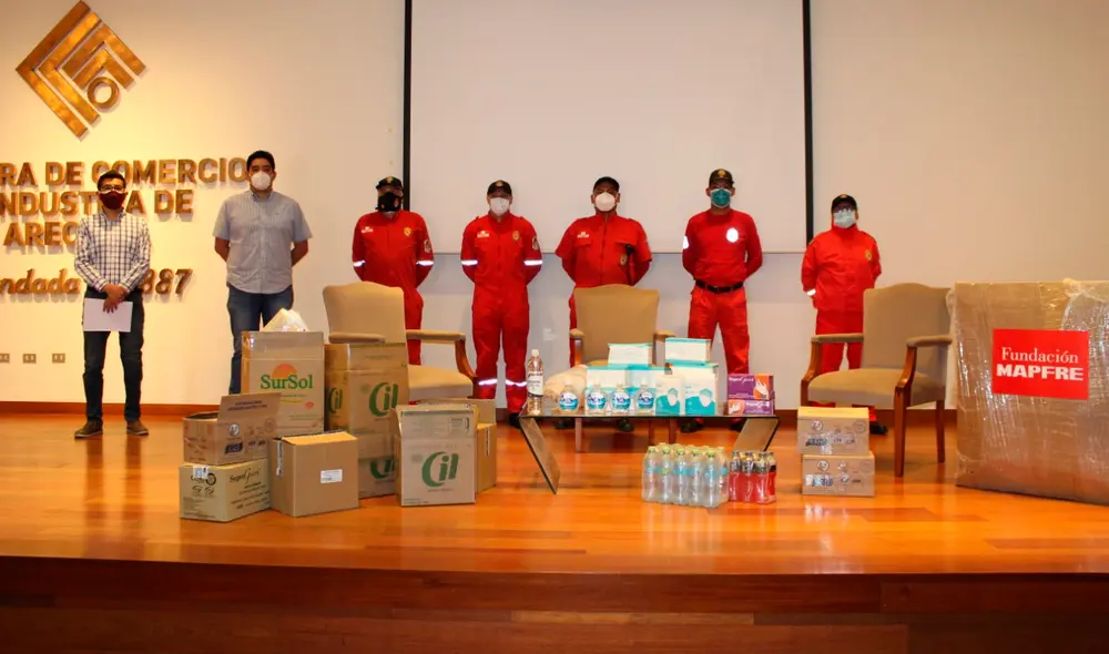 Ceremonia de entrega se realizó en la Cámara de Comercio e Industria de Arequipa. Foto: CCIA. Ceremonia de entrega se realizó en la Cámara de Comercio e Industria de Arequipa. Foto: CCIA.