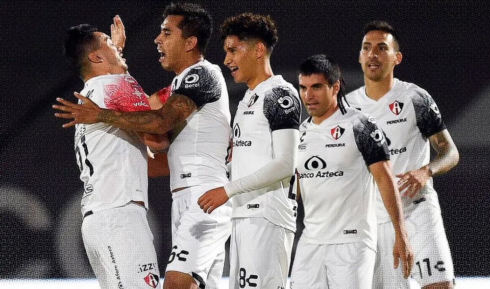 Chivas de Guadalajara y Atlas protagonizan este sábado un nuevo Clásico Tapatío por la Liga MX. Foto: Twitter / @atlasfc Chivas de Guadalajara y Atlas protagonizan este sábado un nuevo Clásico Tapatío por la Liga MX. Foto: Twitter / @atlasfc