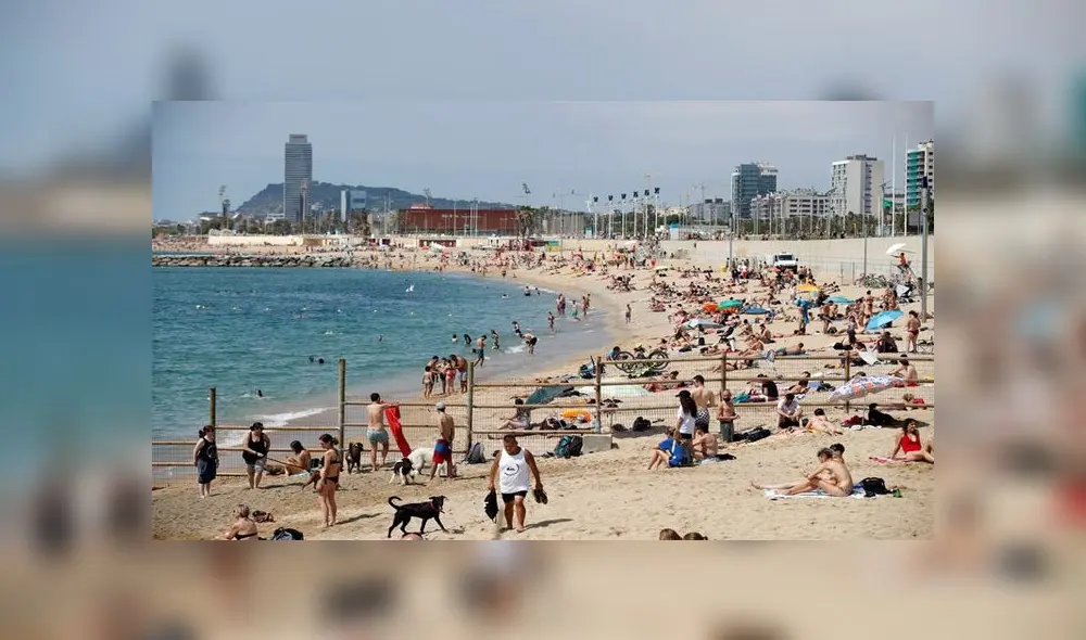 Desde el domingo 21 de junio, las playas en España han vuelto a recibir a turistas nacionales y extranjeros. (Foto: EFE/Toni Albir)