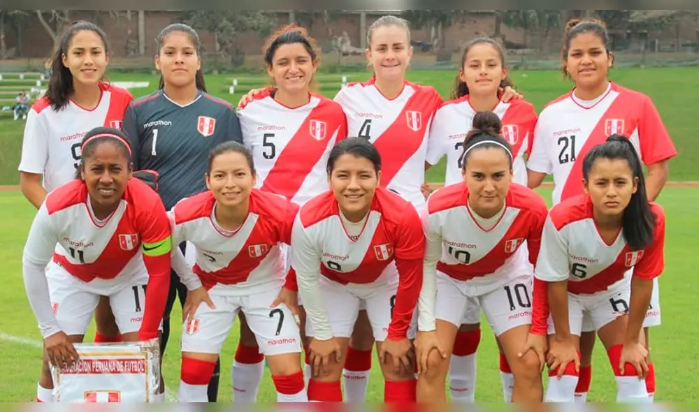 Critican a Paco Bazán tras calificar de “una lágrima” a la selección femenina de fútbol