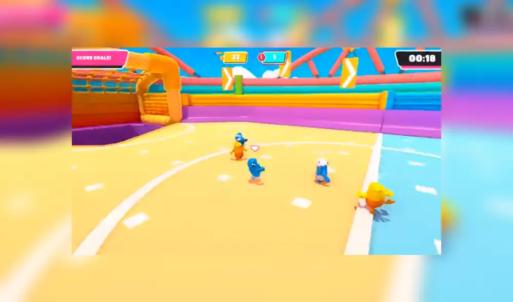 También perseguían y empujaban al tramposo que quería evitar perder. Foto: Captura / Twitter.