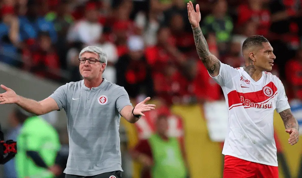 DT del Inter de Porto Alegre Odair Hellmann defiende de críticas a Paolo Guerrero.