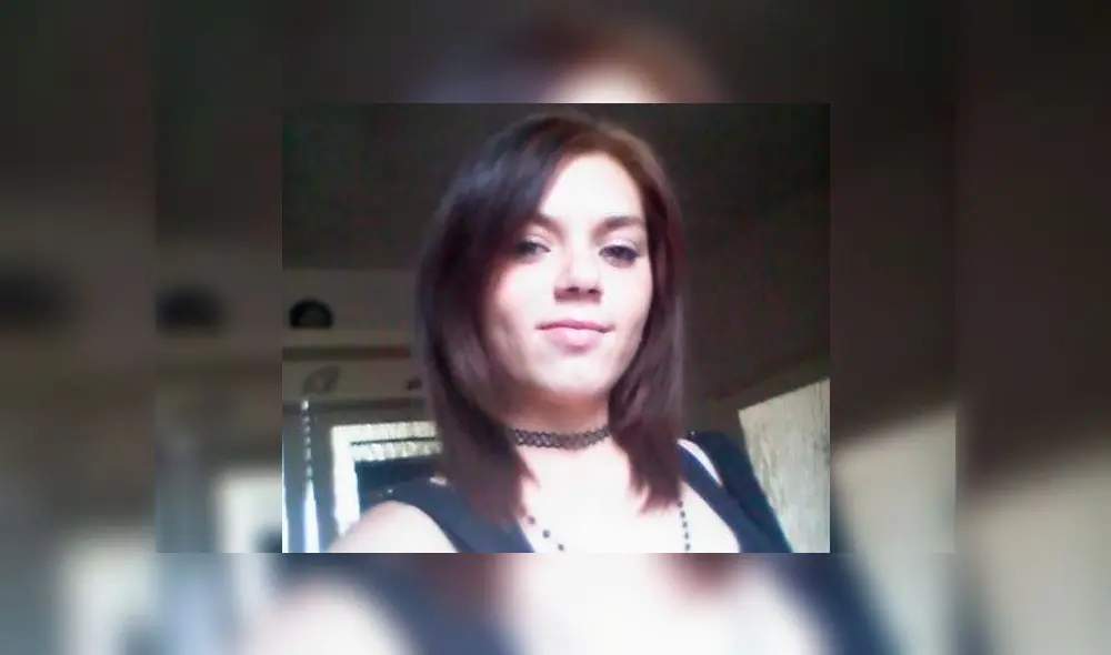 Hombre ató a su novia a la cama y la asesinó de varias puñaladas. Foto: Mirror Hombre ató a su novia a la cama y la asesinó de varias puñaladas. Foto: Mirror