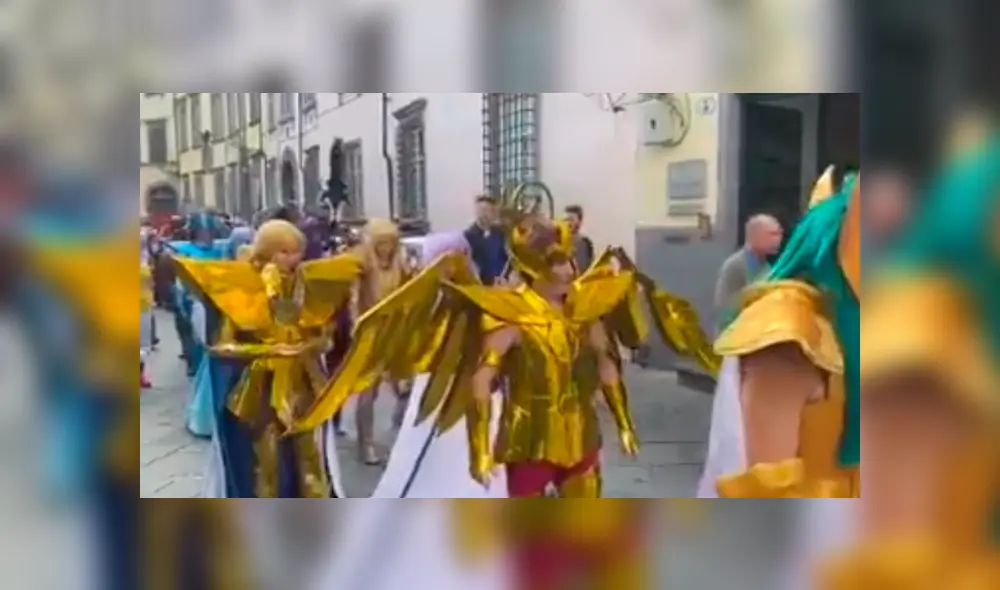 Desliza para ver los detalles de este desfile que se viralizó en Facebook. Foto: Captura. Desliza para ver los detalles de este desfile que se viralizó en Facebook. Foto: Captura.