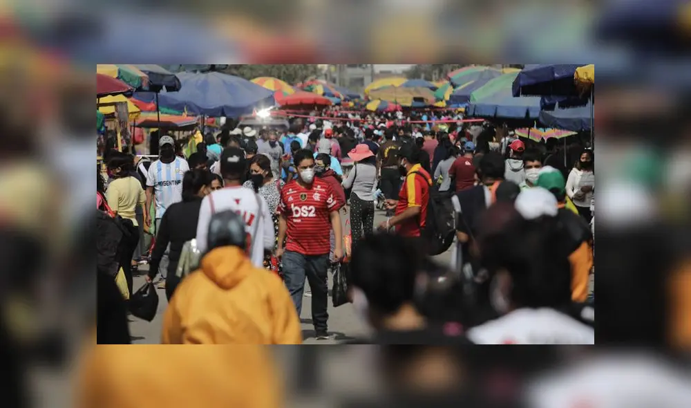Perú en medio de un alza de casos 
y fallecidos. Créditos: Jorge Cerdán / La República.