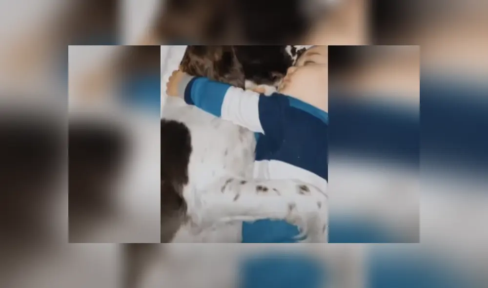 Desliza las imágenes para ver más detalles sobre esta escena que es viral en YouTube.