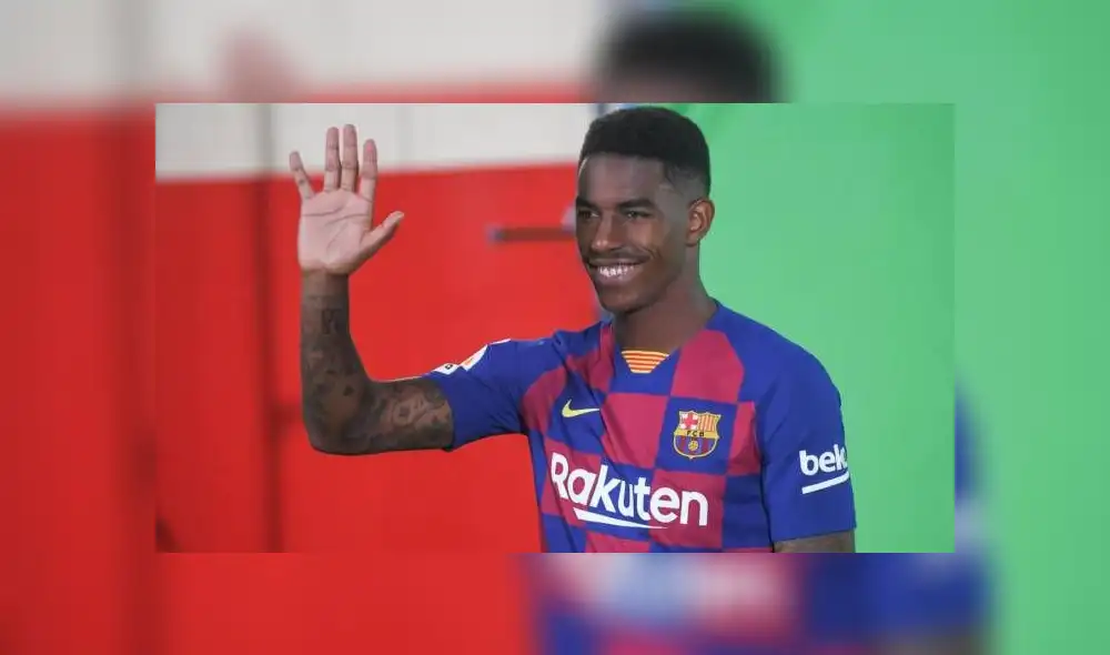 Junior Firpo llegó esta temporada al Barcelona por 18 millones de euros.