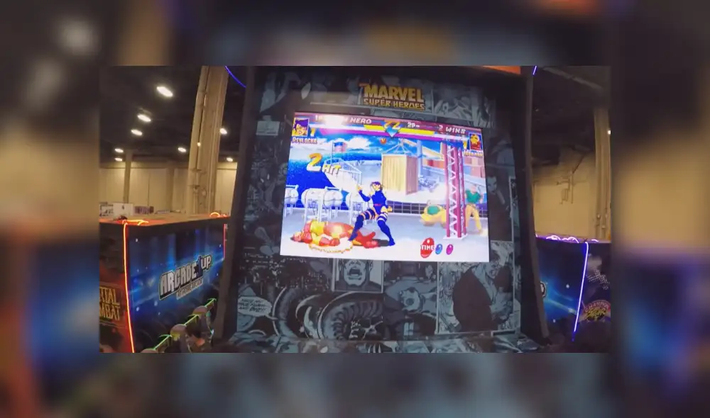 Inmensa cola se formó en EVO 2019 para probar la máquina arcade más grande del mundo. Algunos necesitarían ambas manos para controlar la palanca. Inmensa cola se formó en EVO 2019 para probar la máquina arcade más grande del mundo. Algunos necesitarían ambas manos para controlar la palanca.