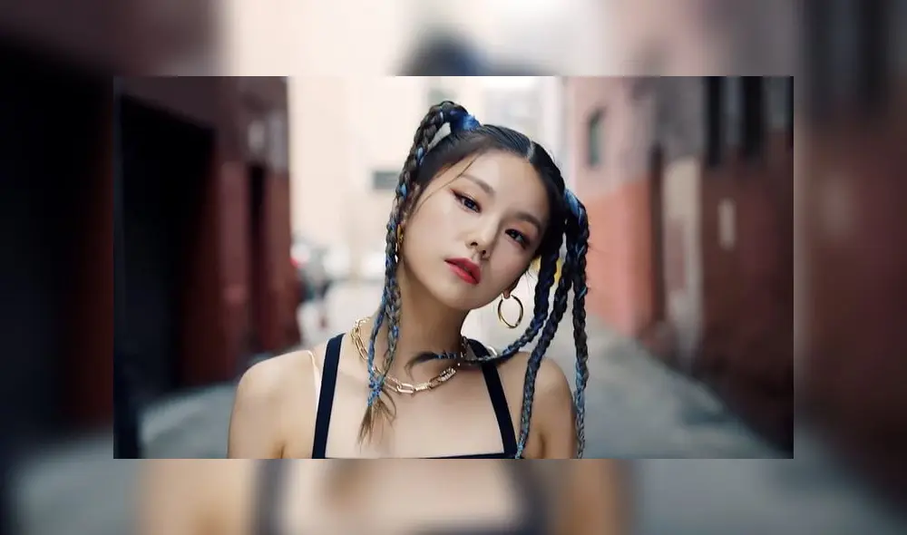 Yeji es la líder y bailarina principal del grupo K-pop ITZY. Yeji es la líder y bailarina principal del grupo K-pop ITZY.