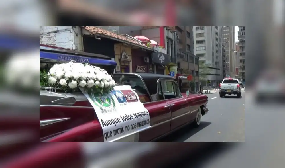 Colombia: Pasean carroza fúnebre para generar conciencia sobre el coronavirus [FOTOS]