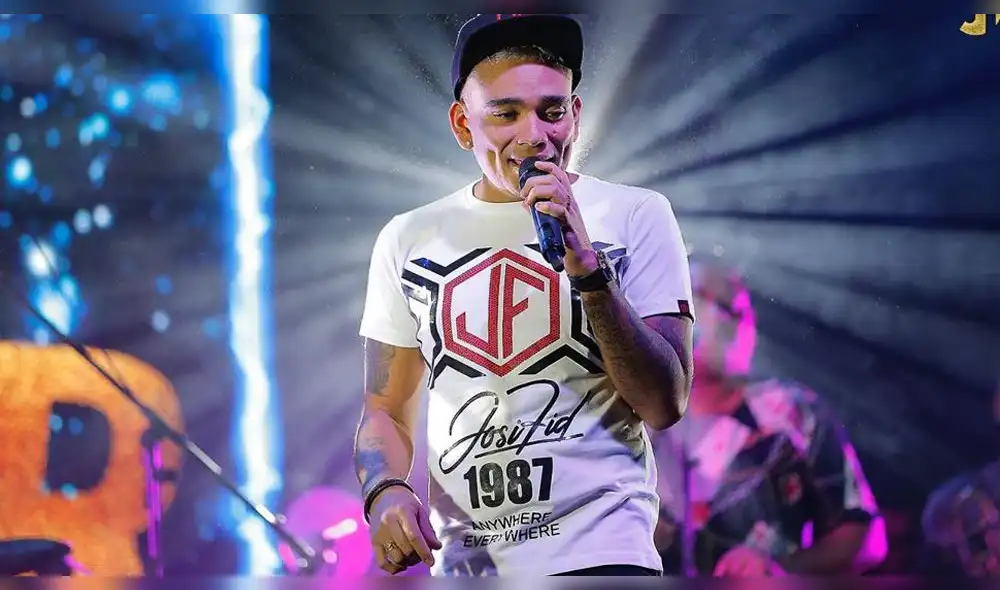 Jhon Kelvin respalda a Josimar ante críticas de Magaly Medina