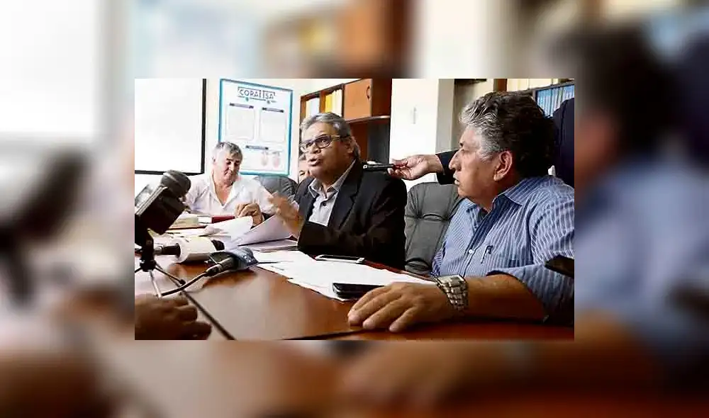 Dictamen para formalizar autos y miniván sería anticonstitucional Dictamen para formalizar autos y miniván sería anticonstitucional