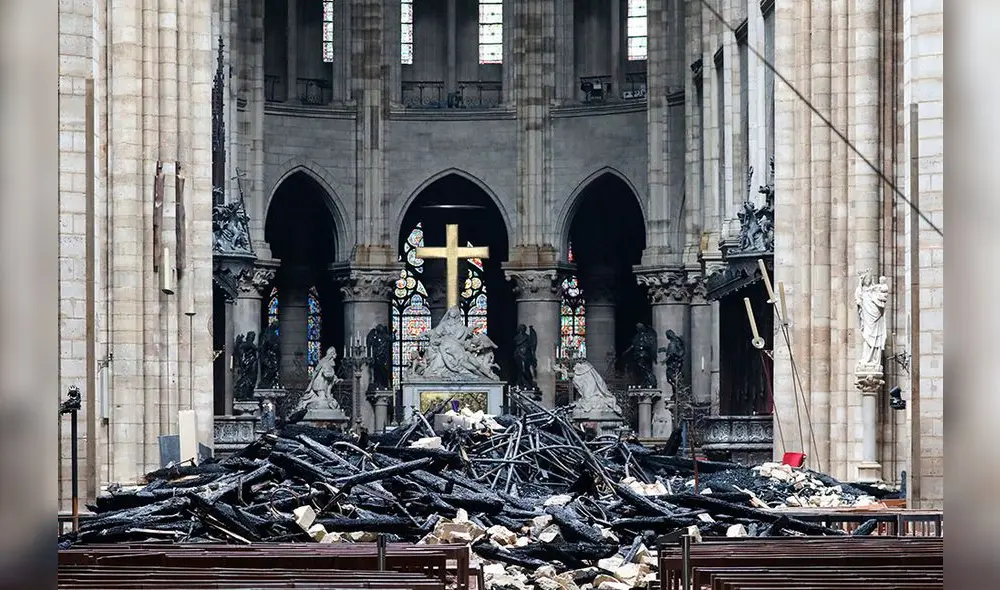 Notre Dame: sigue en pie la catedral de París [FOTOS]