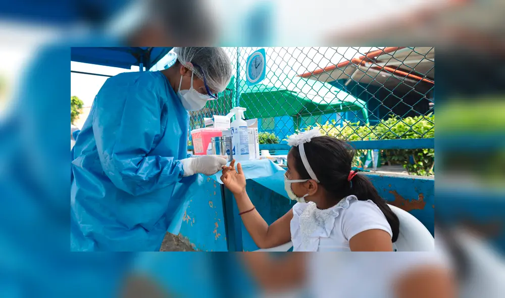 Ayuda médica para comunidades indígenas en Loreto. Foto: EsSalud Ayuda médica para comunidades indígenas en Loreto. Foto: EsSalud