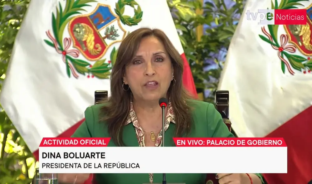 Dina Boluarte brindó una conferencia de prensa tras culminar el Consejo de Ministros. Foto: captura TV Perú Dina Boluarte brindó una conferencia de prensa tras culminar el Consejo de Ministros. Foto: captura TV Perú