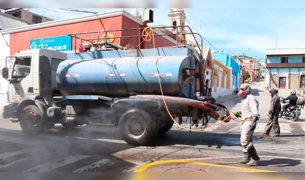 La Municipalidad de Mariscal Nieto en Moquegua continúa con las labores de desinfección de las calles y centros poblados de la ciudad. La Municipalidad de Mariscal Nieto en Moquegua continúa con las labores de desinfección de las calles y centros poblados de la ciudad.