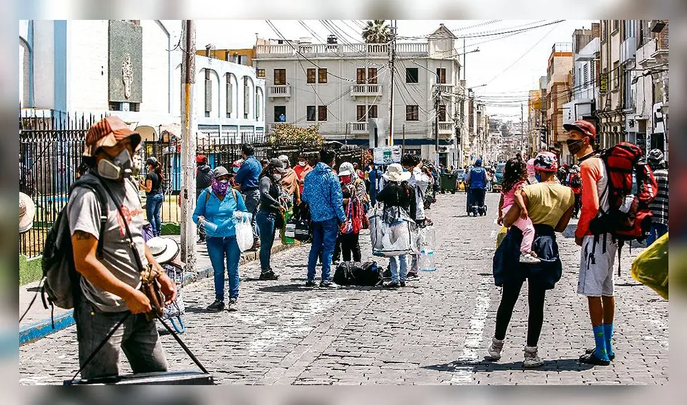 alza. Población menor de 50 se contagia más con COVID.