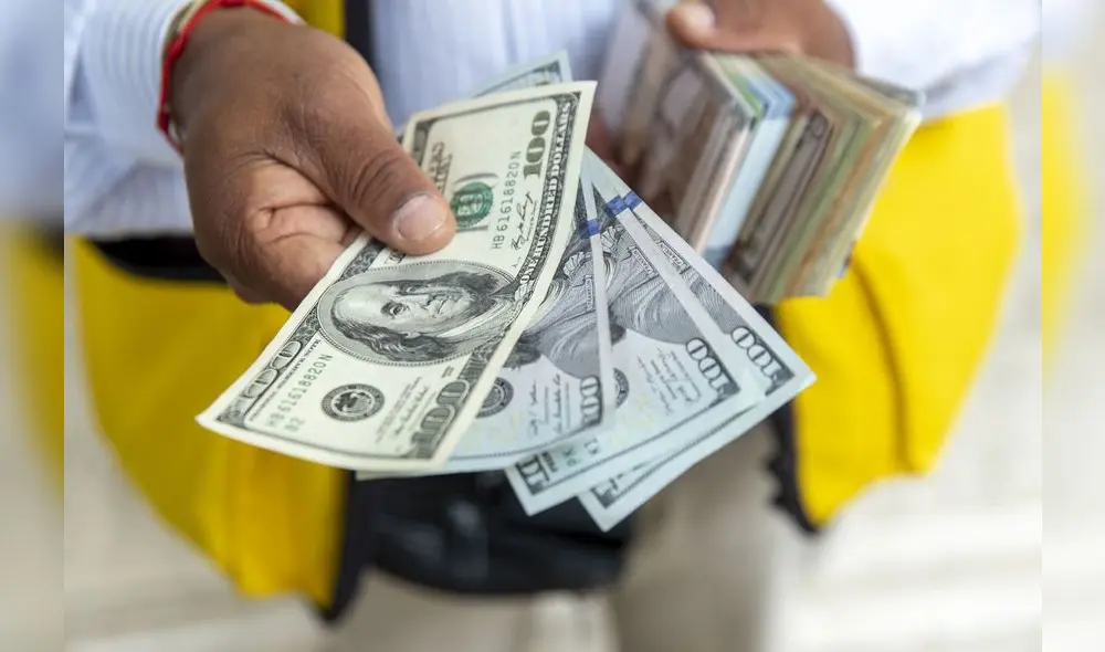 Dólar cierra inicio de semana ligeramente al alza. Foto: Andina Dólar cierra inicio de semana ligeramente al alza. Foto: Andina