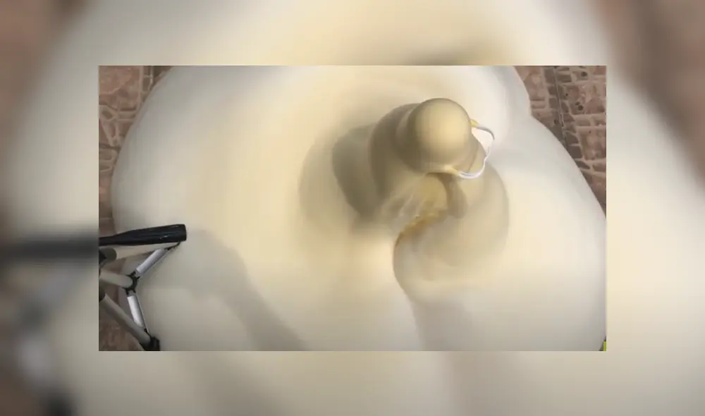 Desliza hacia la izquierda para ver el resultado del experimento que se viralizó en Facebook. Foto: Captura.