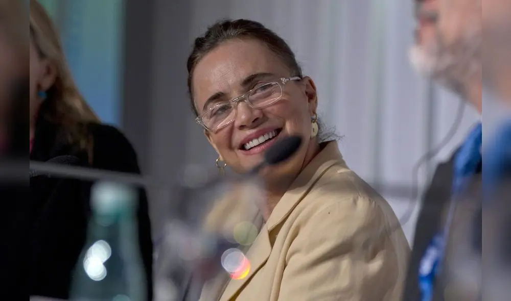 BRA50. BOGOTÁ (COLOMBIA), 17/01/2020.- Fotografía de archivo de la actriz brasileña Regina Duarte durante la reunión preliminar de la 68 Asamblea General de la Sociedad Interamericana de Prensa (SIP) el 12 de octubre de 2012 en Sao Paulo (Brasil). El presidente brasileño, Jair Bolsonaro, invitó a la popular actriz Regina Duarte, conocida por sus posiciones de derecha, a que asuma como la secretaria de Cultura de su Gobierno en el lugar de Roberto Alvim, destituido por emular al ministro de Propaganda nazi Joseph Goebbels en un video. EFE/Sebastião Moreira