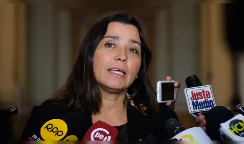 Karla Schaefer: Kenji Fujimori debe reflexionar sobre su situación en Fuerza Popular