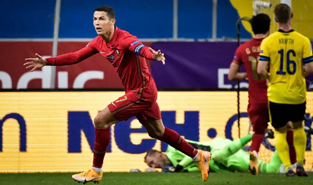 Cristiano Ronaldo lleva 101 goles en 165 partidos con la selección de Portugal. Foto: EFE.