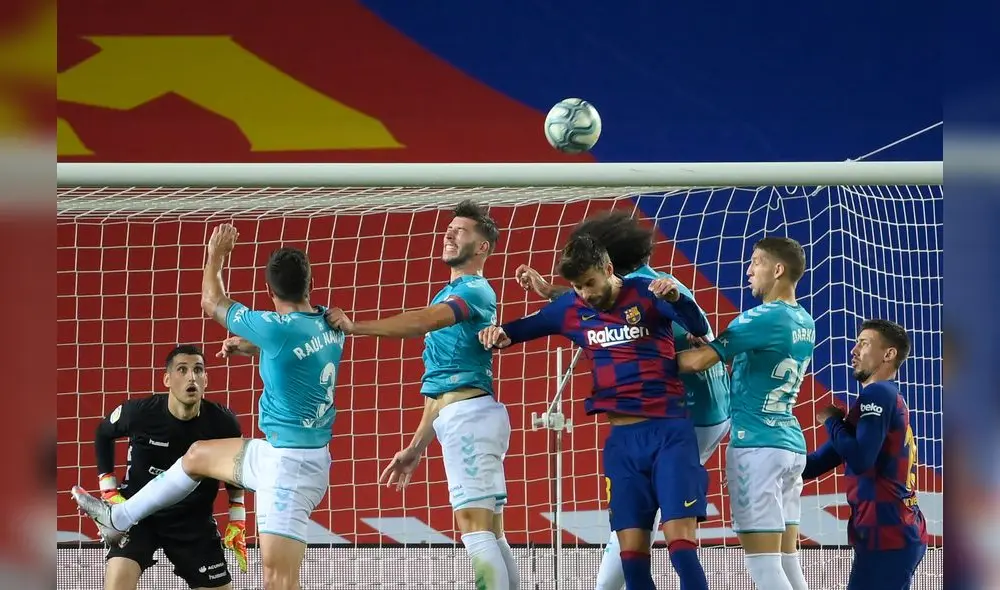 Barcelona cae 1-0 en el Camp Nou tras el gol de Arnaiz del Osasuna. Foto: AFP Barcelona cae 1-0 en el Camp Nou tras el gol de Arnaiz del Osasuna. Foto: AFP
