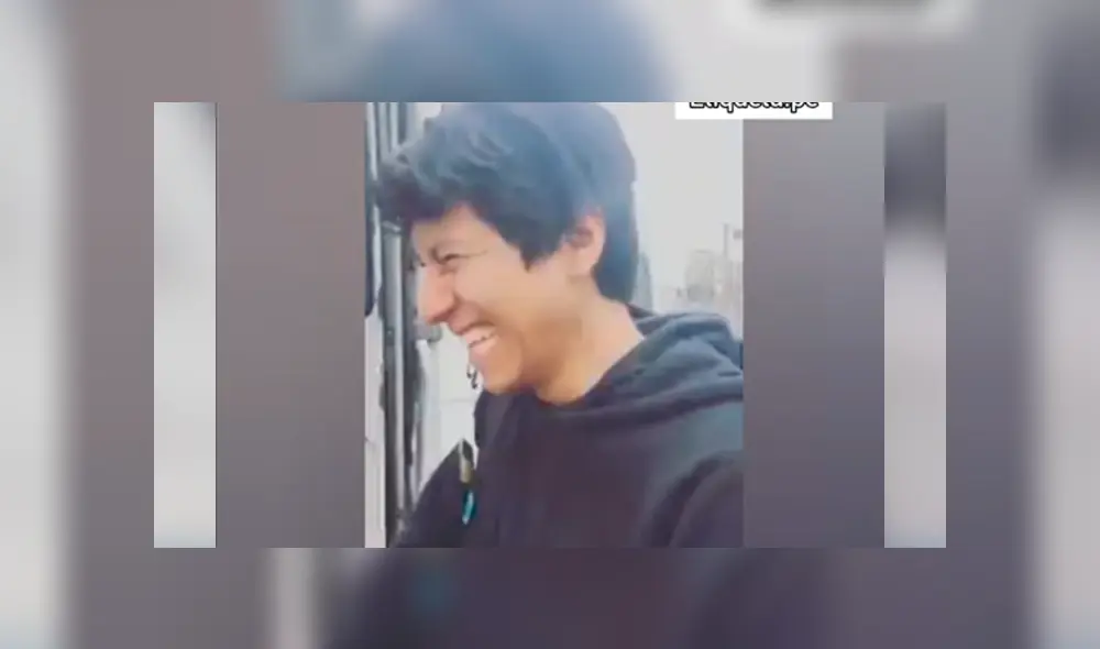 Un video viral de Facebook muestra el ingenioso truco que implementó un chofer peruano para atraer pasajeros. Un video viral de Facebook muestra el ingenioso truco que implementó un chofer peruano para atraer pasajeros.