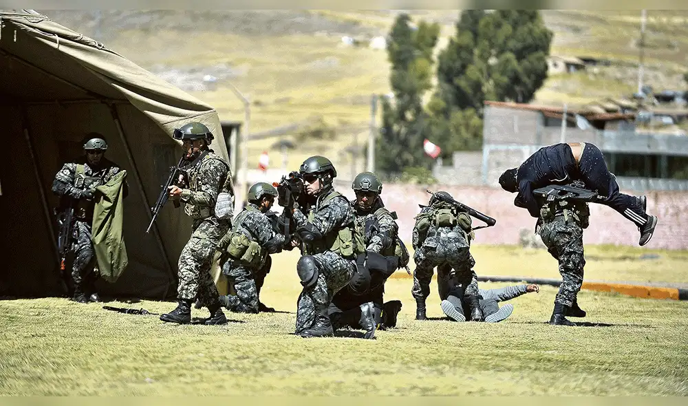 Grupo especial de 400 efectivos de élite busca a los Quispe Palomino Grupo especial de 400 efectivos de élite busca a los Quispe Palomino