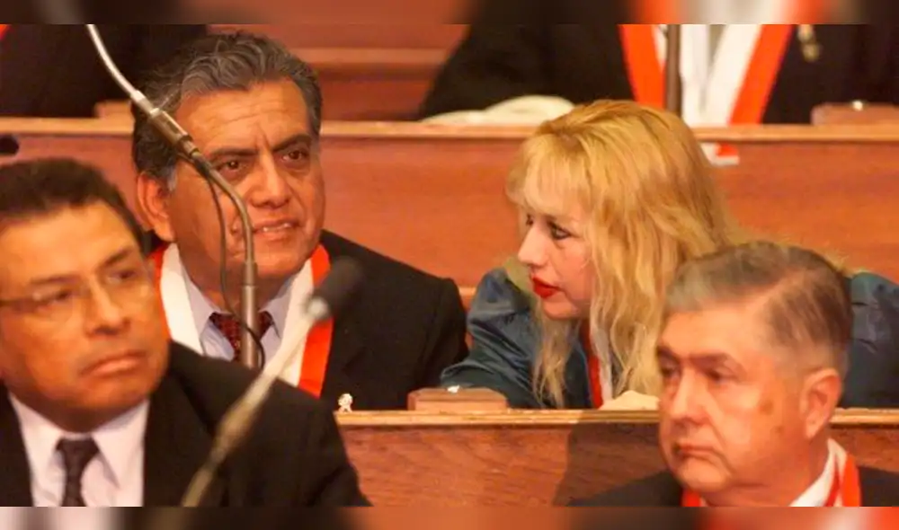 Susy Díaz denuncia a congresista por intentar abusar sexualmente de ella