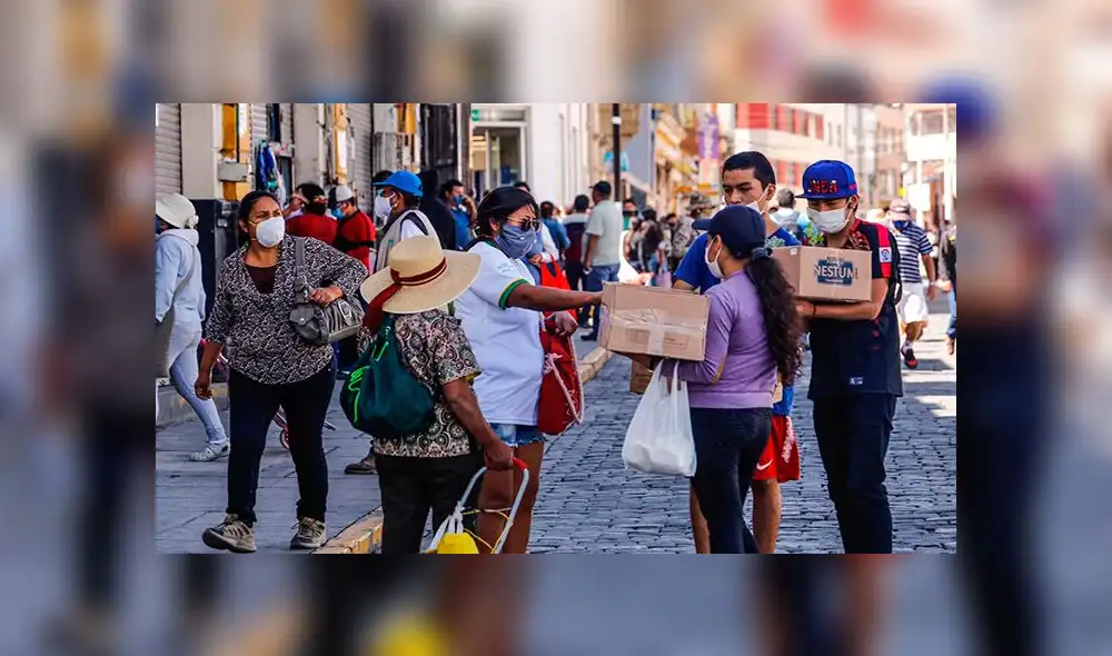 En los últimos días las calles céntricas de Arequipa han lucido atiborradas de personas.