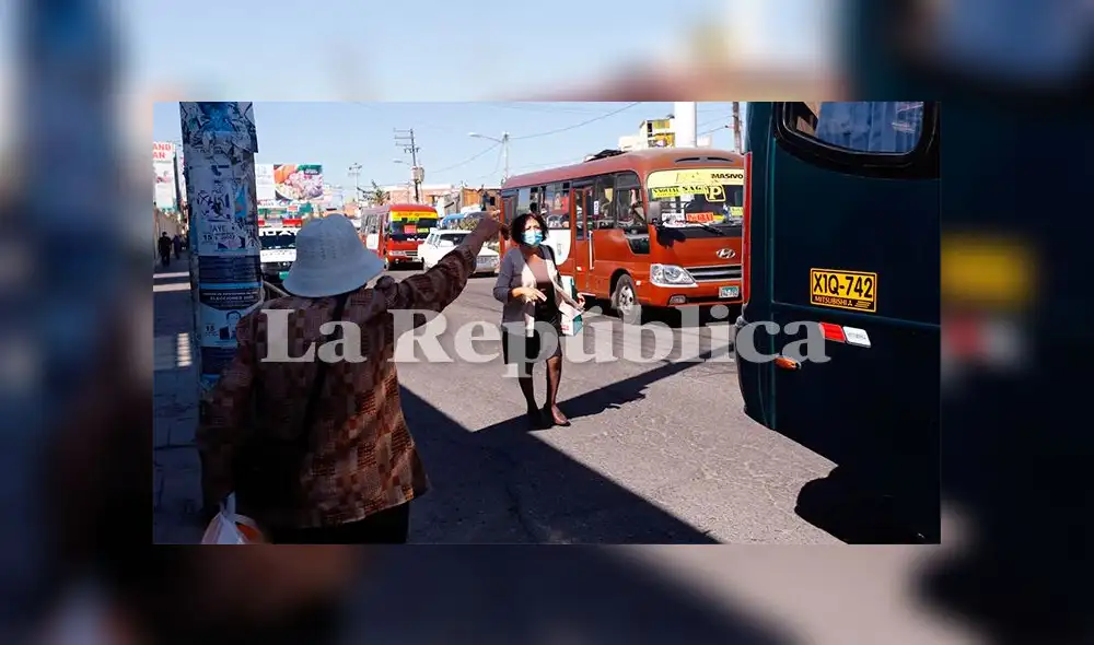 Cantidad de buses no es suficiente para la demanda de pasajeros en Arequipa.