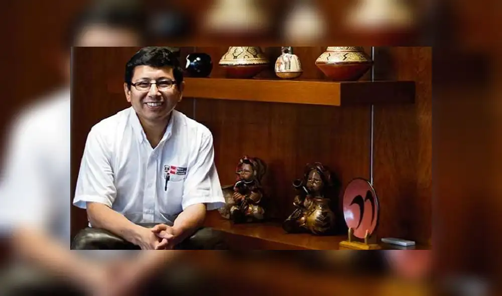 Edmer Trujillo juró como nuevo ministro de Transportes y Comunicaciones Edmer Trujillo juró como nuevo ministro de Transportes y Comunicaciones