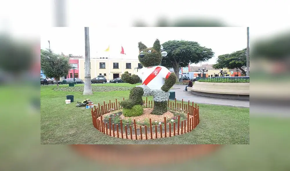 Surco: elaboran Topiario de Zabivaka, la mascota del Mundial