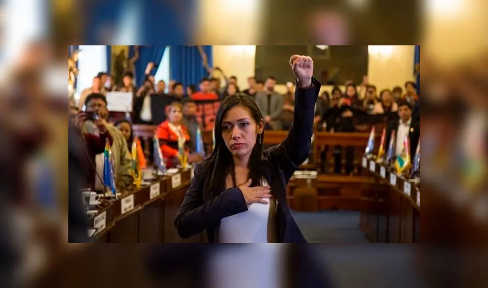 Adriana Salvatierra, dirigente del MAS, dijo que Arce conocía las necesidades del país. Foto: Difusión Adriana Salvatierra, dirigente del MAS, dijo que Arce conocía las necesidades del país. Foto: Difusión