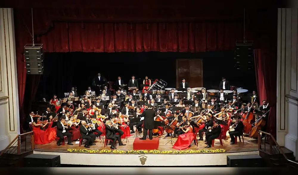 Último concierto de la Orquesta Sinfónica por Navidad en Arequipa