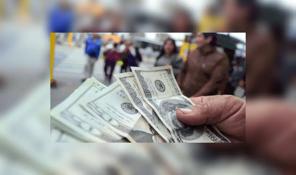 Tipo de cambio: dólar retrocede ligeramente a S/ 3,830 al cierre de este viernes 18 de noviembre Tipo de cambio: dólar retrocede ligeramente a S/ 3,830 al cierre de este viernes 18 de noviembre