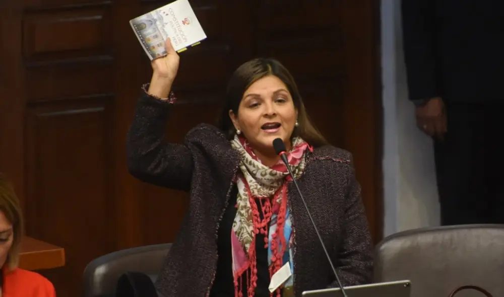 Beteta cuestiona autenticidad de los chats de La Botika y afirma que solo se defendía