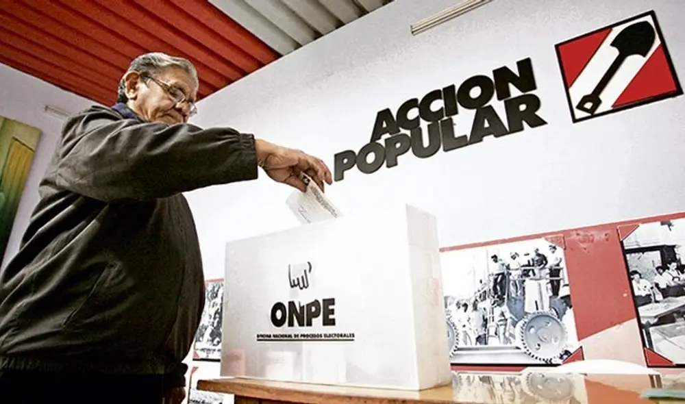 Dictamen de democracia interna en organizaciones recogió el modelo de un militante un voto, pero no dejó de lado el cuestionado sistema de elección por delegados. Foto: La República. Dictamen de democracia interna en organizaciones recogió el modelo de un militante un voto, pero no dejó de lado el cuestionado sistema de elección por delegados. Foto: La República.