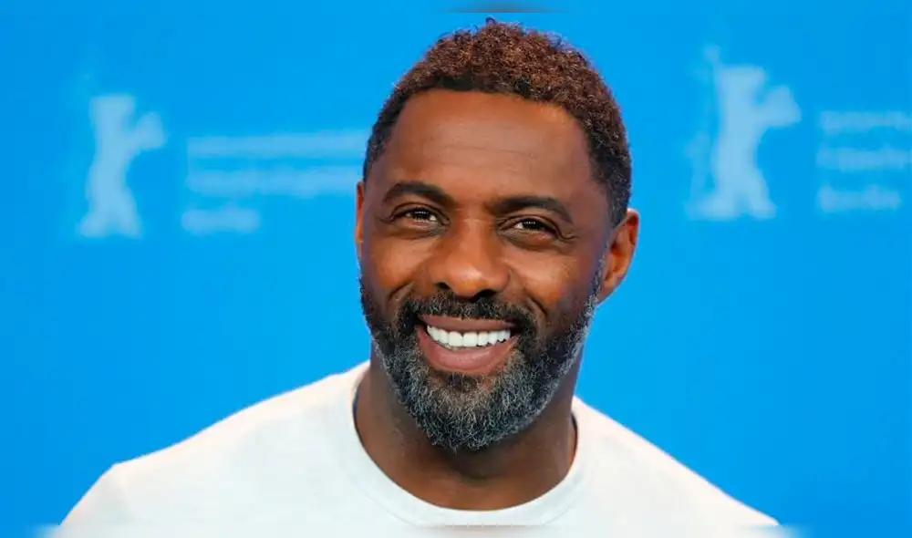 Junto con la BBC, el actor Idris Elba dio un discurso de esperanza a la población británica.