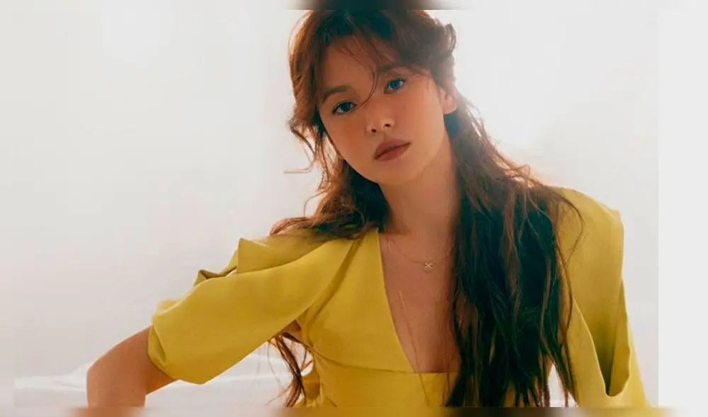Song Hye Kyo aparece en la portada de mayo 2020 de ELLE Signapore.