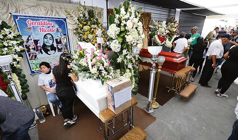 Villa El Salvador: la cifra de muertos se eleva a 10 Villa El Salvador: la cifra de muertos se eleva a 10