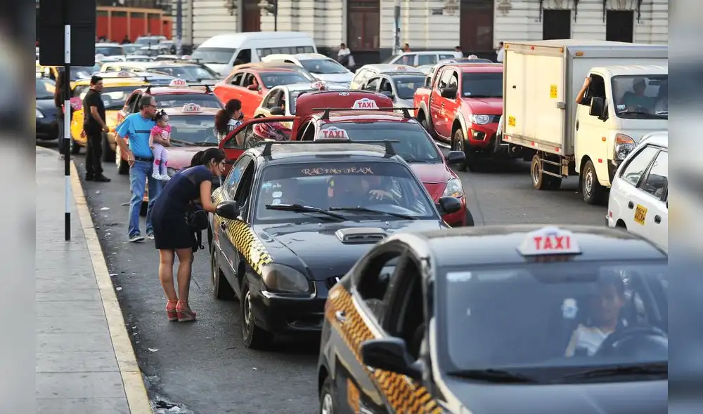 Luz Ámbar lanza #Hashtaxi para denunciar robos en taxis de Lima