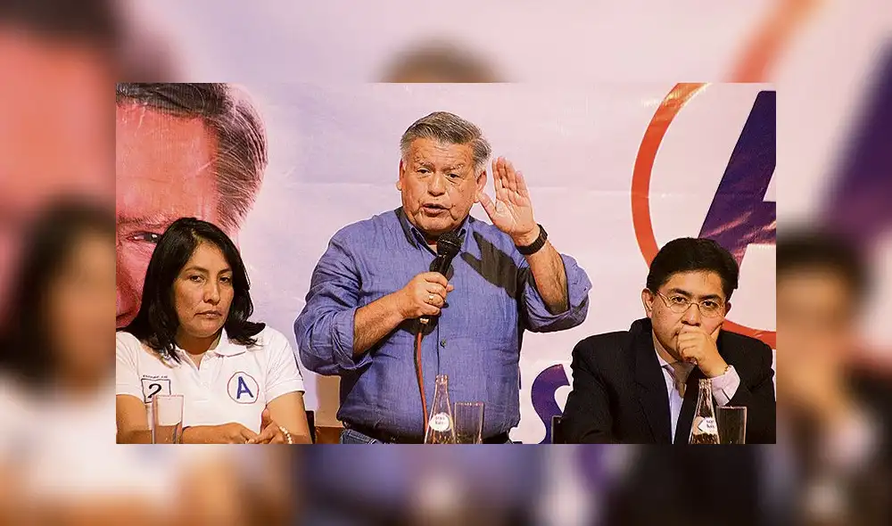 Elecciones. César Acuña presentó a sus candidatos a las elecciones congresales extraordinarias del 26 de enero próximo.