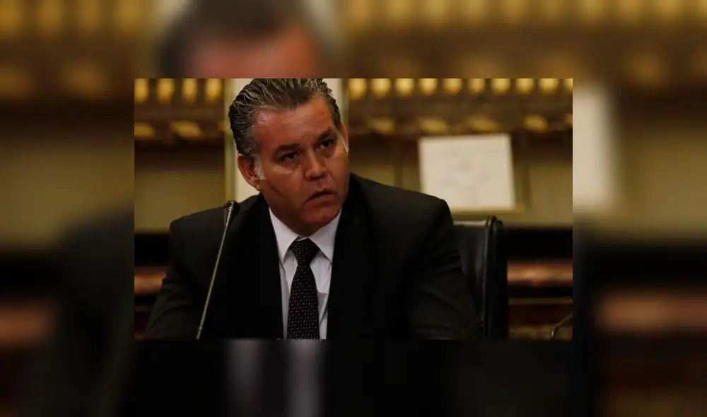 Piden inhibición de Albrecht en investigaciones de Comisión Lava Jato contra Félix Moreno Piden inhibición de Albrecht en investigaciones de Comisión Lava Jato contra Félix Moreno