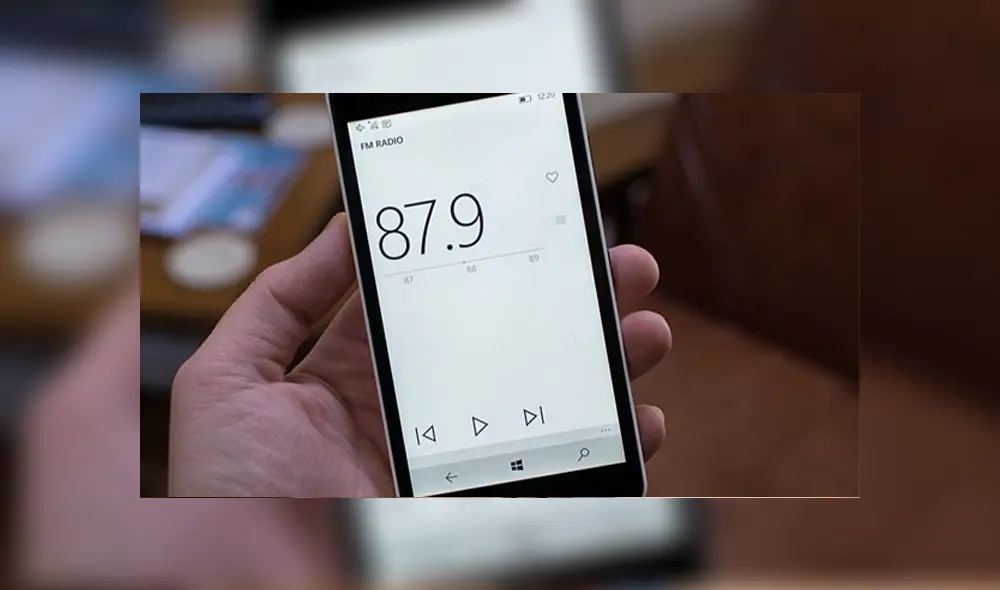 Si quieres escuchar radio, entonces usa un app de streaming. Foto: Androi4All.